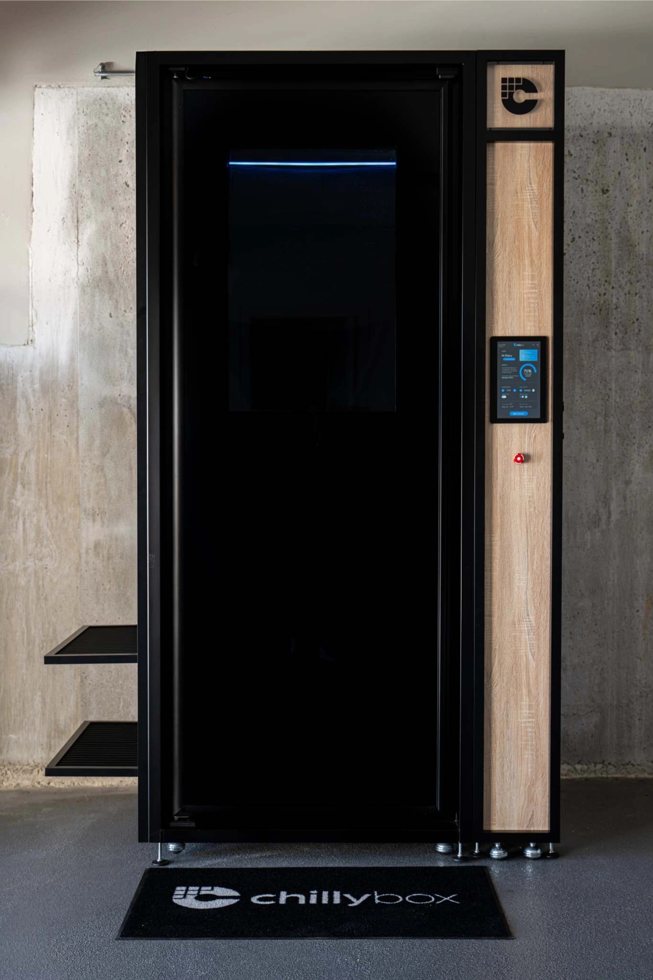 Компактная криокамера CryoBuilt Chillybox, вид спереди