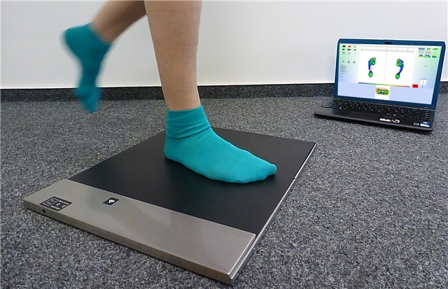 Платформа medilogic Pressure Plate NX во время измерения