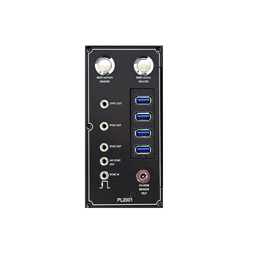 Панель узла USB & Sync: четыре разъёма USB, гнёзда синхронизации и зарядки
